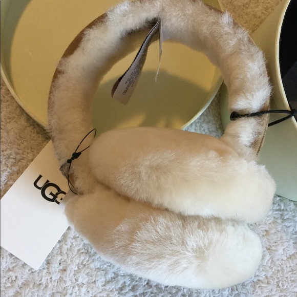 UGG Accessories Nwt Chestnut Ugg Chestnut Earmuffs Poshmark